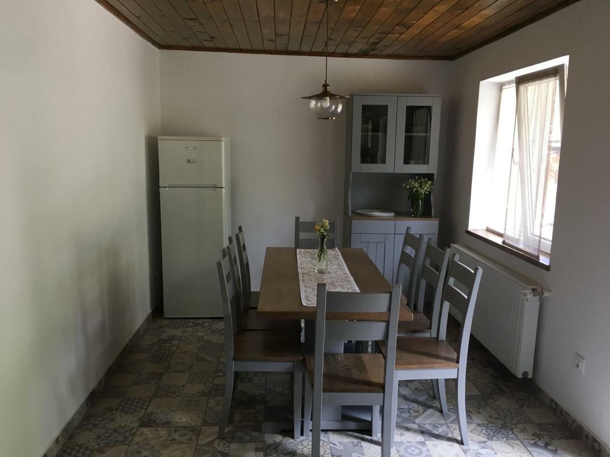 바일레 투슈나드 Casa Karola Haz B&B 외부 사진